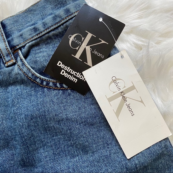 NWT Calvin Klein Vintage Denim Shorts - Picture 8 of 11